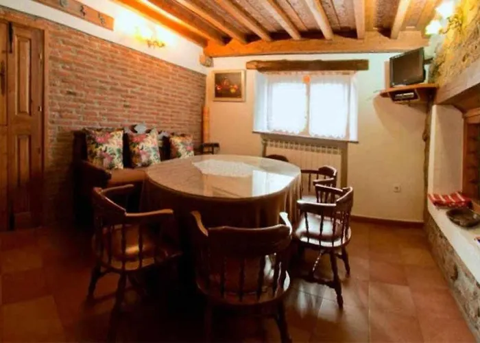 Casa Tia Modesta Es Calida Y Acogedora Casa